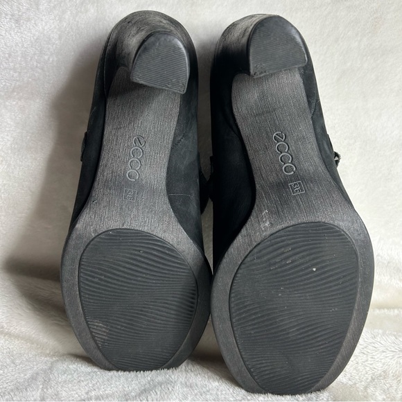 Ecco Mary Jane Pumps - Picture 3 of 4